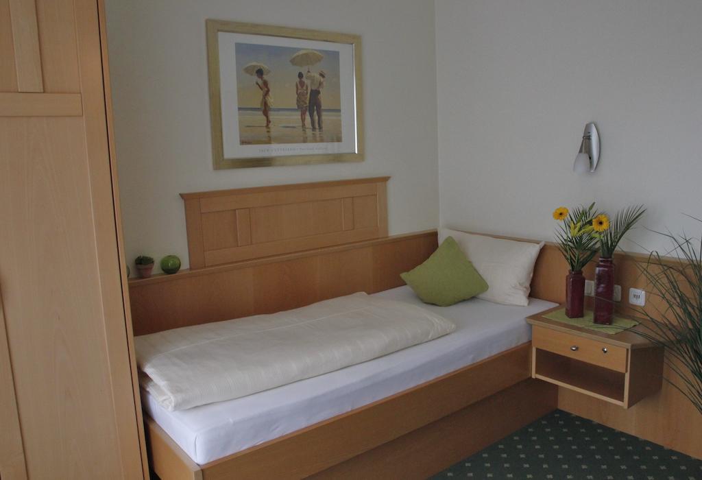 Apart-Hotel Pension Rossmayer Bad Füssing Værelse billede
