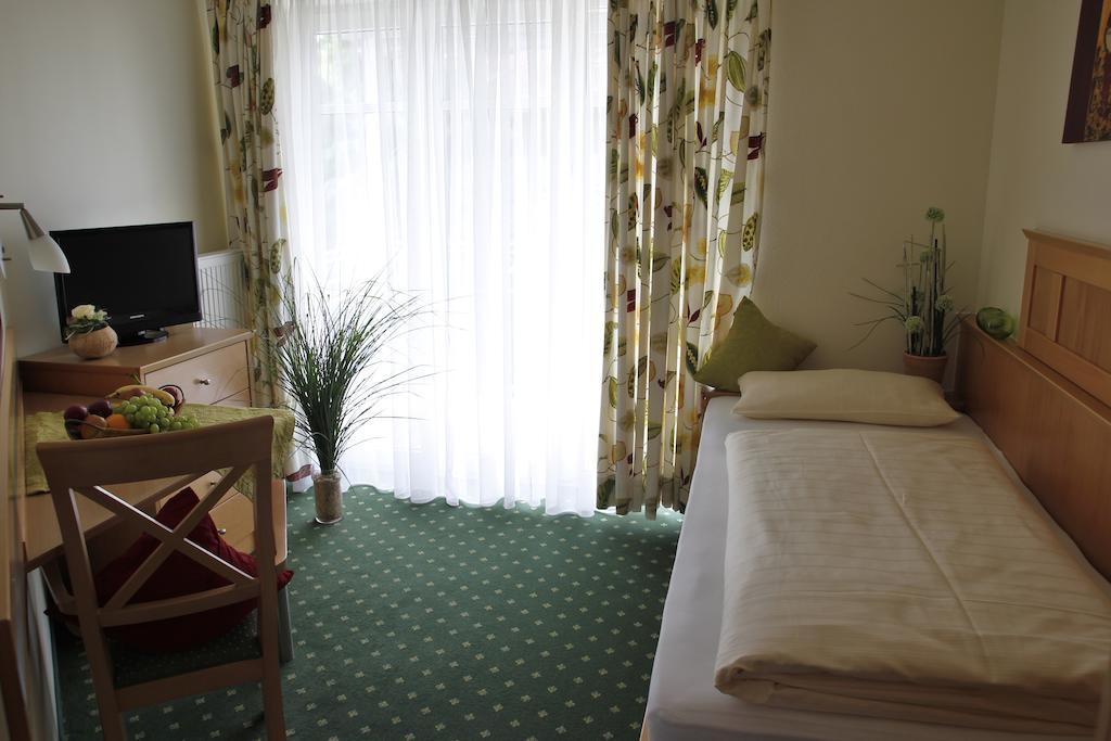 Apart-Hotel Pension Rossmayer Bad Füssing Værelse billede